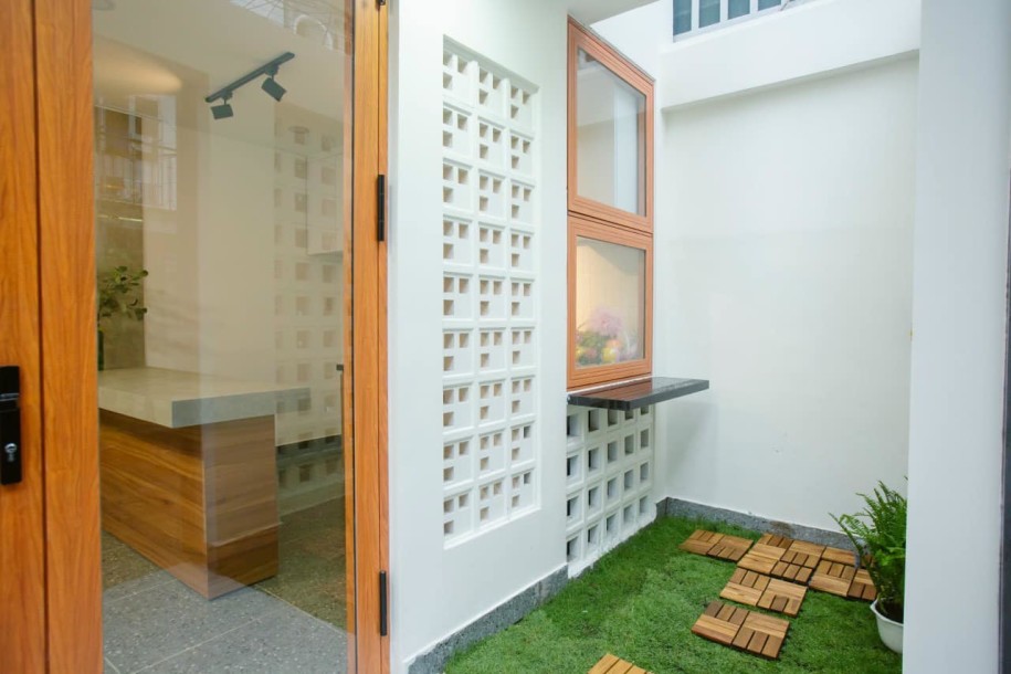 Biệt thự 205m2-4 tầng-6 PN-7x30- mặt tiền Nguyễn Khuyến- Phan Văn Trị P12 Bình Thạnh